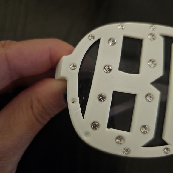 White Sasha Banks WWE 'Legit Boss' Sunglasses - Picture 4 of 4